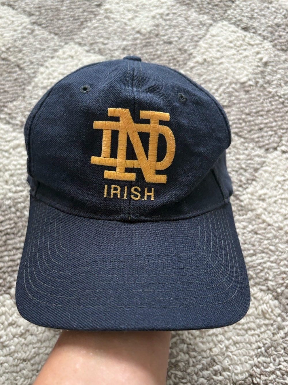 VINTAGE 90S NOTRE DAME IRISH BLUE SNAPBACK HAT